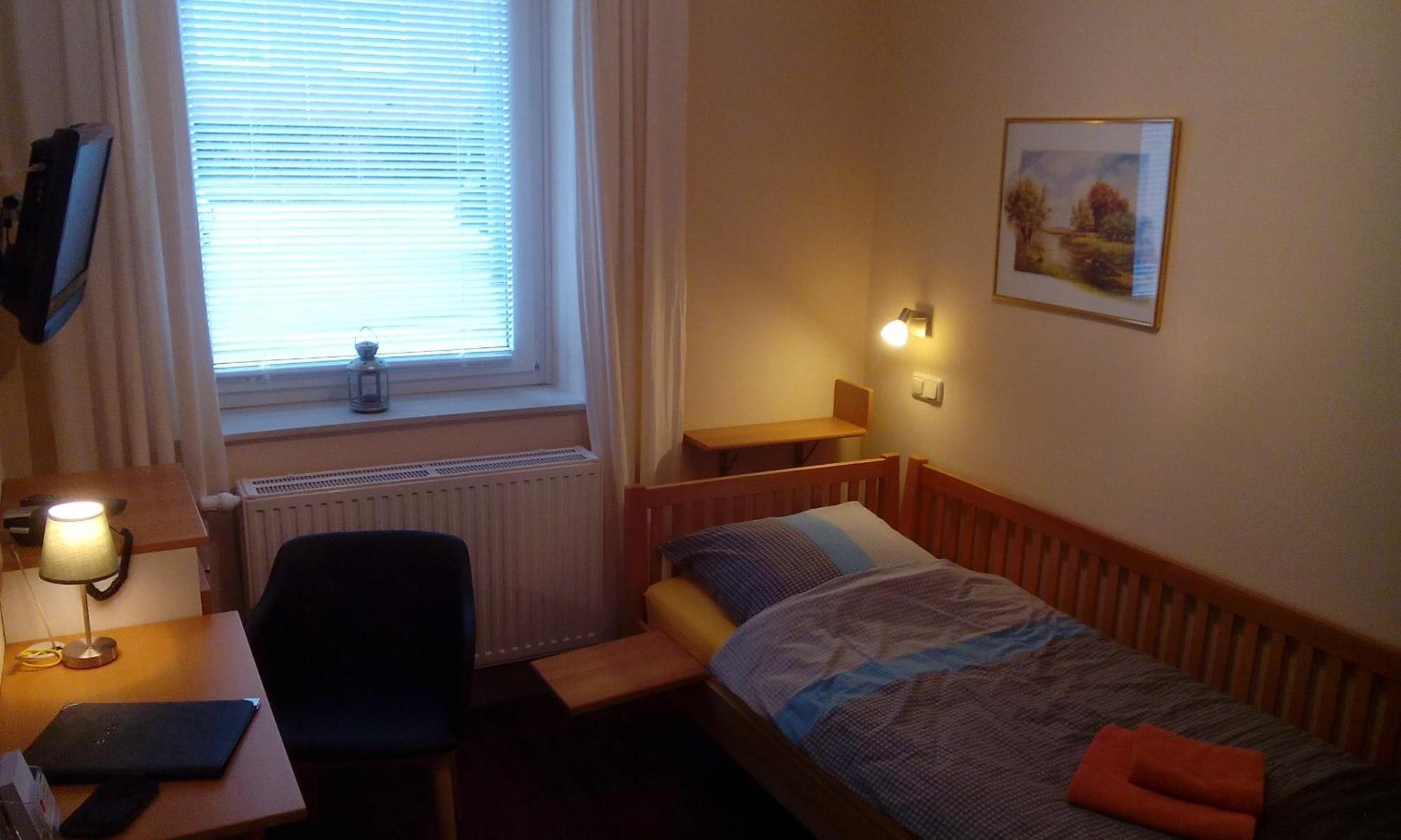 Studio Apartment,170048595:JPEG
